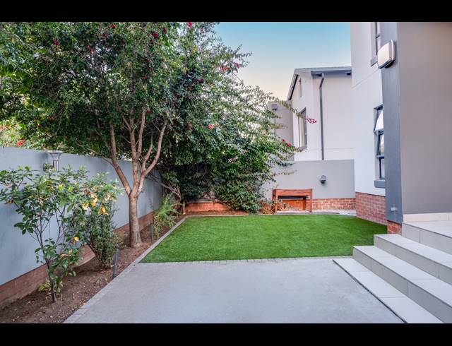 2 BEDROOM APARTMENT FOR SALE IN BROADACRES